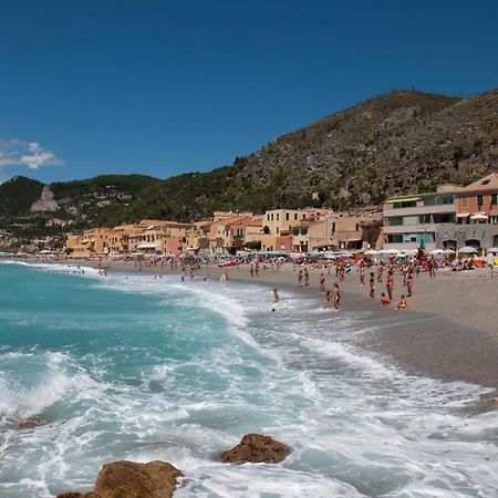 Fornaci 2 Rivieraholiday Pietra Ligure Buitenkant foto