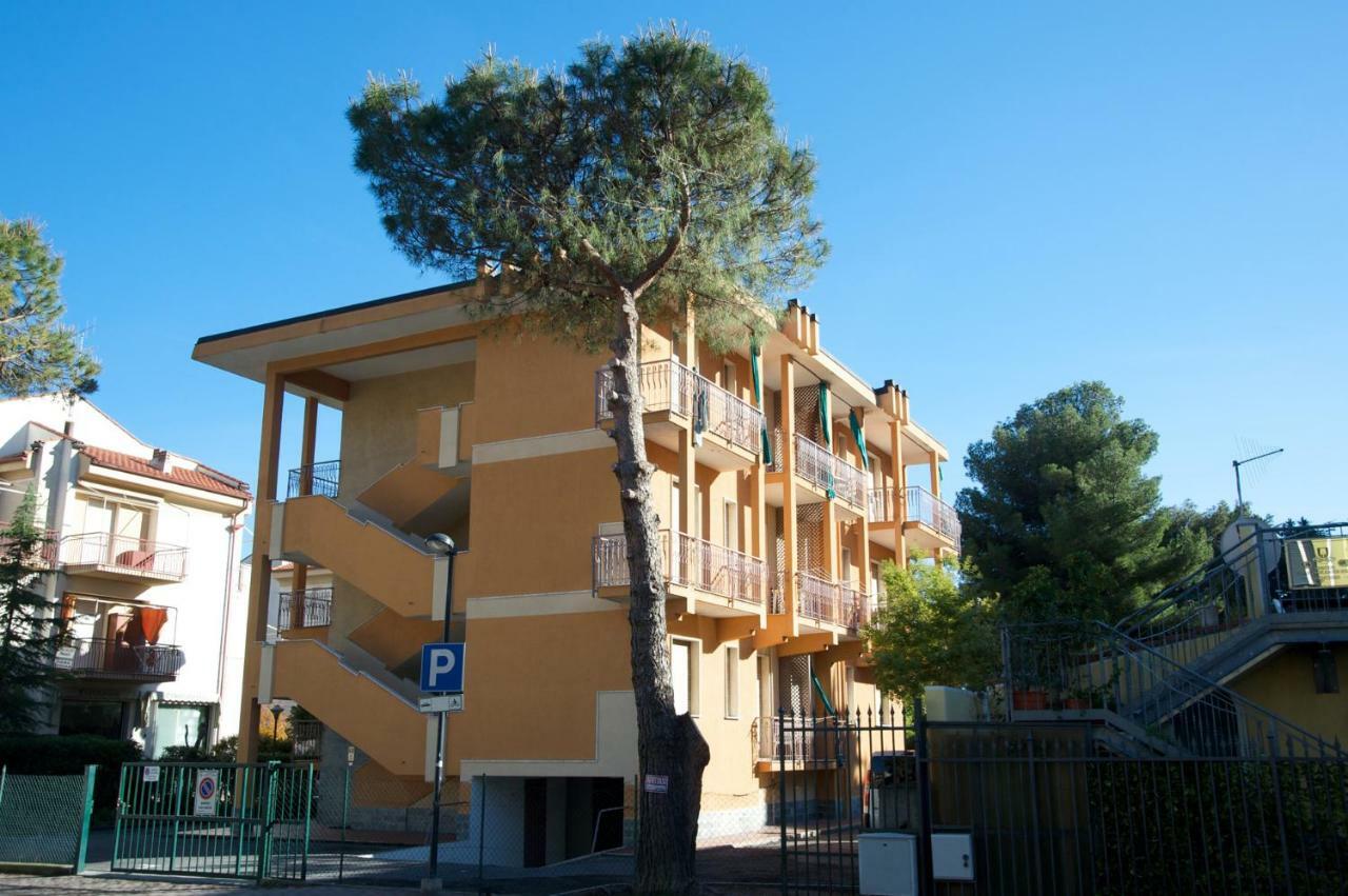 Fornaci 2 Rivieraholiday Pietra Ligure Buitenkant foto